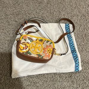 Tory Burch crossbody purse